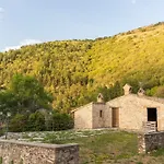 Casa Piccolo Borgo By Ospitaci Campello sul Clitunno